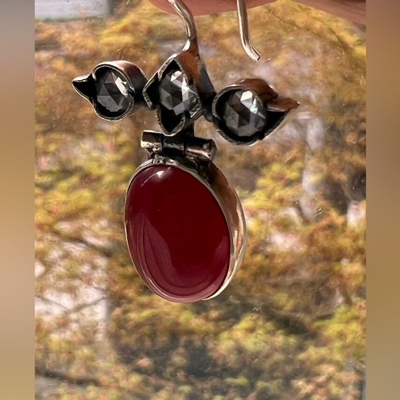 Sterling silver and red carnelian earrings - Picture 5 of 6